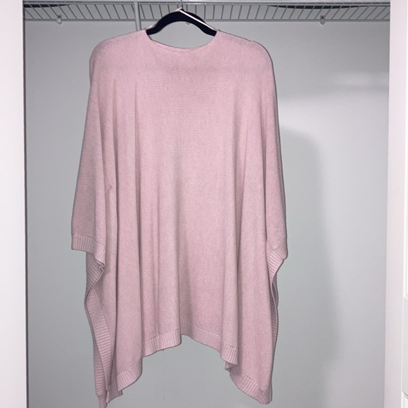 Lululemon Divinity Poncho - Picture 3 of 6